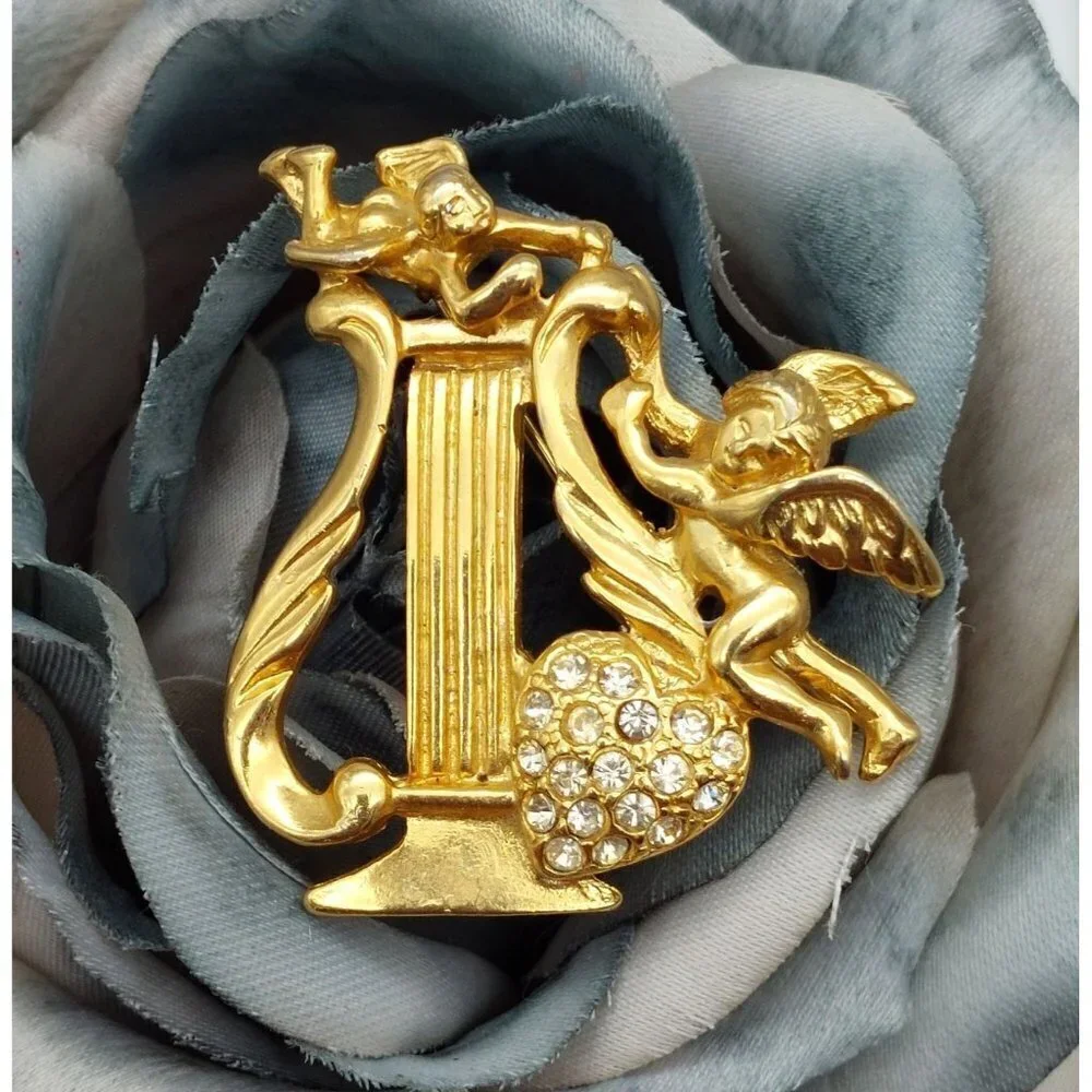 Vintage Gold Tone Harp Brooch Pin Cupid Angels Rhinestone Heart 1.75